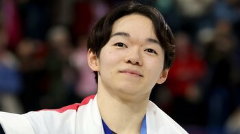 “宇野激似”な鍵山優真の姿が話題！「宇野くんすぎて鳥肌」自他共に認めるそっくりショットに「胸アツ」「エモい」【ミラノ・コルティナ五輪】