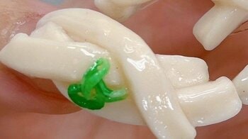 リアルすぎる“うどんネイル”がSNSで約686万回表示の大バズり！ゆでたて感満載 つやつやモチモチ＆薬味も添えられた職人技に「発想がもう天才」【BUZZコレ】