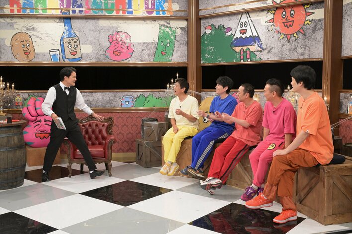 錦鯉・渡辺隆の父が「血まみれでイラン人から弁当箱を取り返した話」に一同仰天！華大千鳥メンバーが「水平思考クイズ」に挑戦<br />