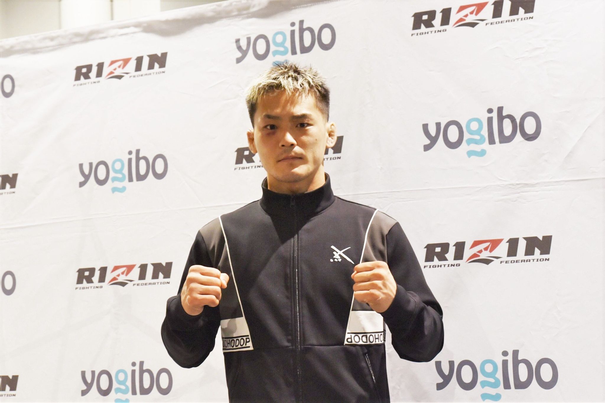RIZINフェザー級新王者に！牛久絢太郎選手 「母の元に帰って安心させ