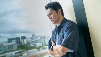【オヤジンセイ】岡田圭右の芸人・父親としての本音「30年近く仕事してもまだまだ。ギャグも浸透していないのでやり続ける」