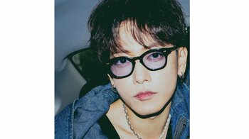 意外なギャップ！？佐藤健 “肉体美”際立つ黒いタンクトップ姿に大反響「さすがアクションをやってきた方」「たくましすぎる」