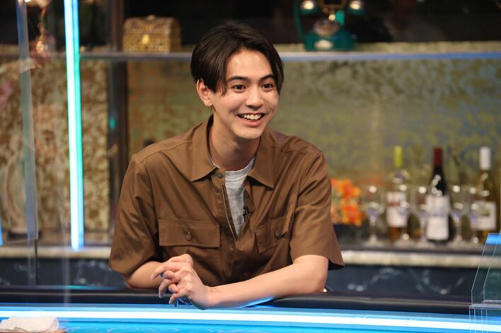 片寄涼太、せいやとのトイレ密談を松本人志にバラされ赤面