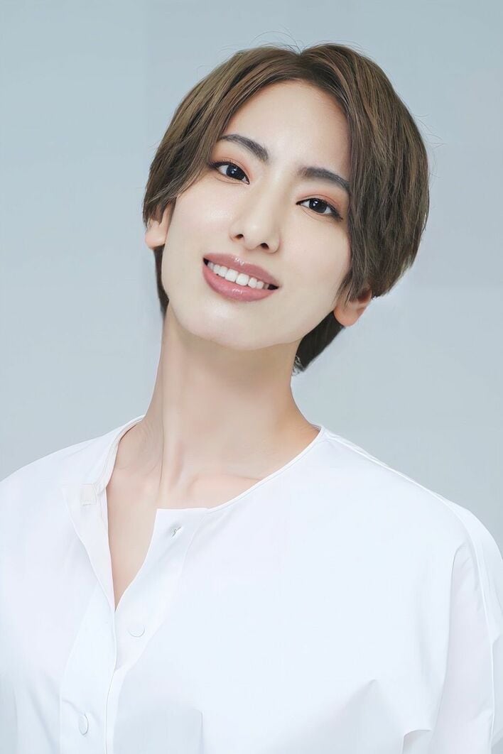 元宝塚歌劇団 花組 トップスター 柚香光さん 写真集 THE LAST