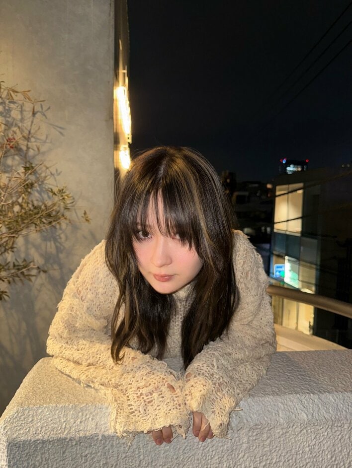 まさかのブリーチ！？」畑芽育 雰囲気ガラリな新ヘア披露！クールな