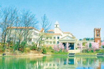 白鳳短期大学部の名称を「大和大学短期大学部」に変更