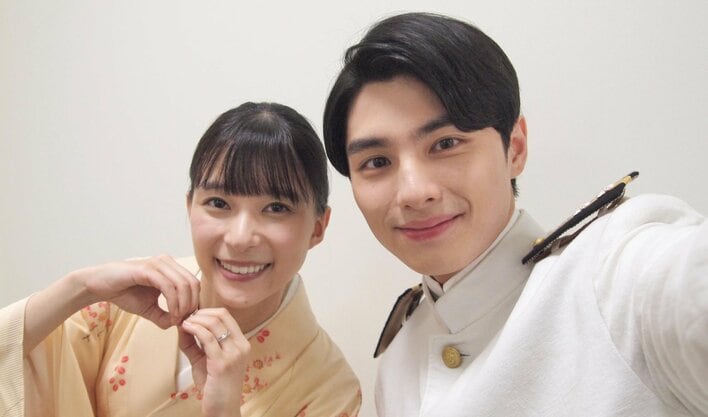 【写真】エモい！自撮り＆浴衣で前髪姿の芳根京子＆本田響矢の写真を見る