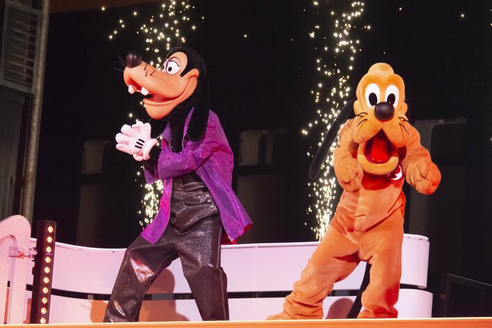 ジャンボリミッキー』アレンジされた新ダンスフェスがディズニーシーで