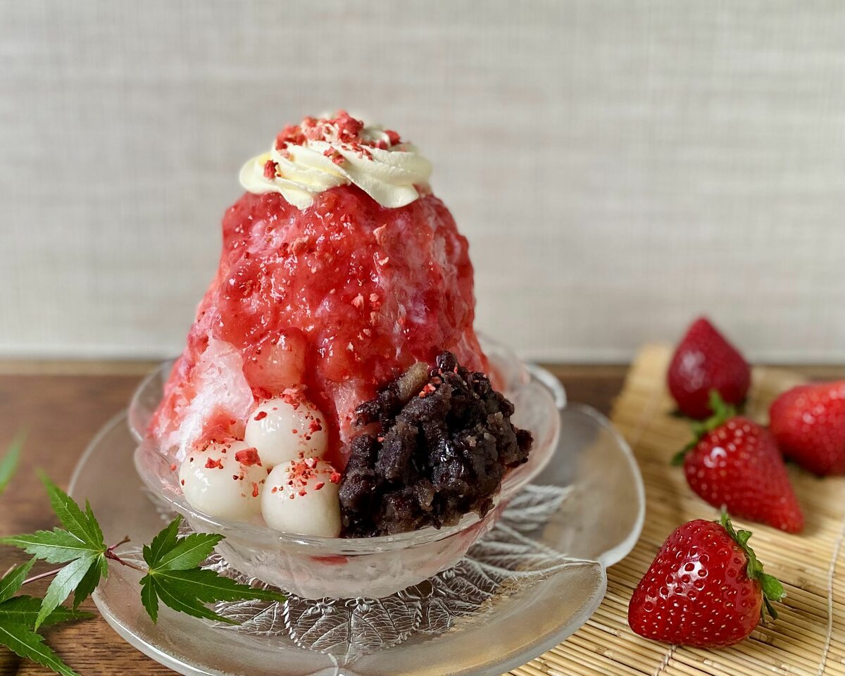 京都・嵐山の甘味処で夏限定！】五感をくすぐる新作かき氷『生いちごと