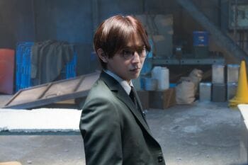 億万長者・加賀美（山田涼介）が落ちこぼれ3年0組の担任に！生徒のピンチを独自の方法で解決？＜『ビリオン×スクール』第1話完全版＞