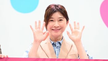 篠原涼子「脚本を書いてみたい」尊敬するバカリズムから影響！？「才能があふれて何を考えているかわからない」