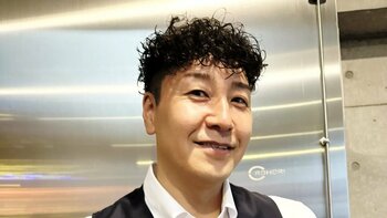 「なんか似てる！」チョコプラ長田 マーモットと“おそろい虚無顔”2ショット公開！念願のご対面に「夢の光景すぎる」と反響