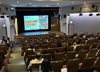 【開催レポート】「つながりの過剰」と「ひとりの安心」を考える。思春期世代が求める“非交流型”の居場所とは？