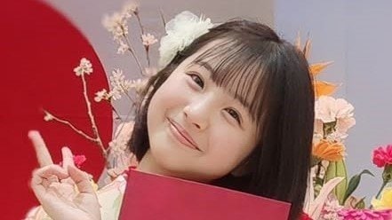 「6年間で身長は40cm伸びて」増田梨沙 小学校卒業で華やかな袴姿を披露！入学時のランドセル背負った笑顔のショットも公開「どんどん大人っぽく」