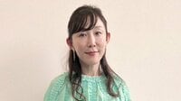 3児の母・小原正子 7歳長女の「オーシャンブルー」ヘアにイメチェンした姿公開！“まるで沖縄の海”な髪とカラフルコーデを合わせたショットに「素敵！」