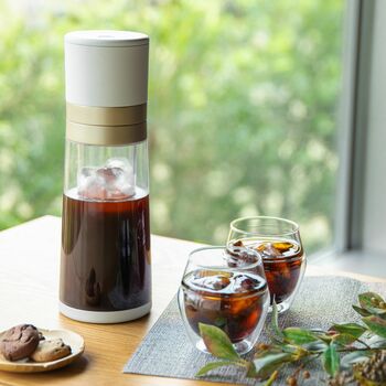 20分で、650mLのご褒美アイスコーヒーたっぷり、すっきり。贅沢を一度に。『水出しコーヒーメーカー Cool Barista Maxi（クールバリスタ マキシ）』