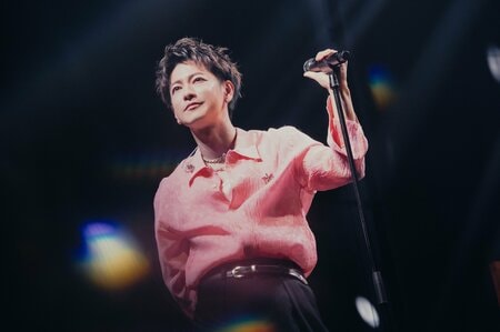 「たける！たける！たける！」佐藤健デビュー20周年ファンミーティングに15,000人のファンが熱狂！会場全体で謎解き＆弾き語りでファンへの感謝を伝える