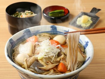 【信州そば処 そじ坊】そば屋の冬のご馳走、季節限定メニューを2025年12月4日(木)より提供します。