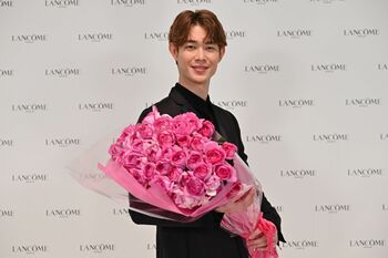 宮沢氷魚「お風呂上がりは時間との勝負」こだわりの肌ケアを明かす