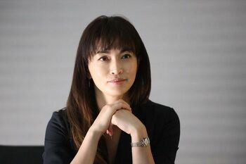 『シャーロック』第8話に、長谷川京子、谷村美月が出演！