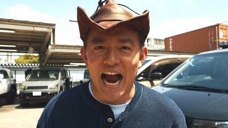 井戸田潤「撮影に使える車買います」13年前の“大容量SUV”に大興奮！走行距離約7万km“武骨＆かわいい”内装にもほれぼれ