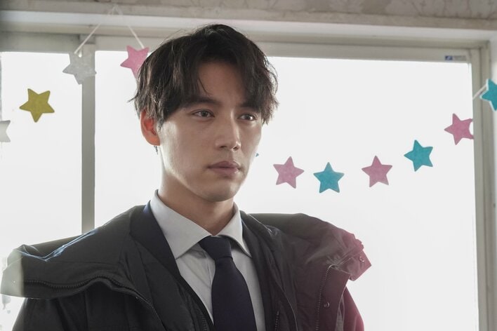 【写真】福士蒼汰＆緒形直人がクール！『東京P.D.』のシーン写真を見る