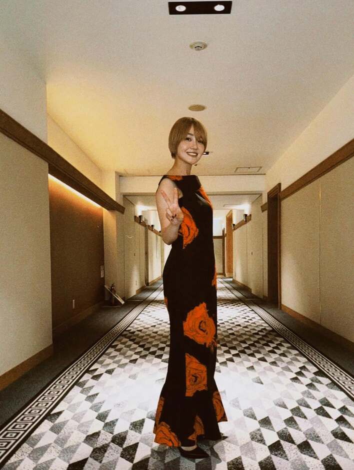 【画像5枚】「誰か分からなかった！」奈緒が金髪ベリーショートに大胆イメチェンした姿を見る