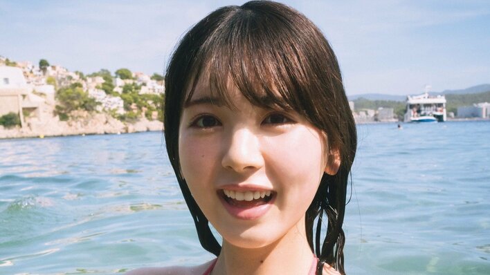 【画像7枚】恥じらうしぐさにキュン！筒井あやめのランジェリーショットを見る