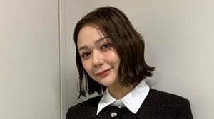 「ここまで短いのは人生初」村重杏奈 イメチェン姿で肩出しコーデ披露！で大人の魅力あふれる雰囲気に「メロい」「色気が出て良きです」