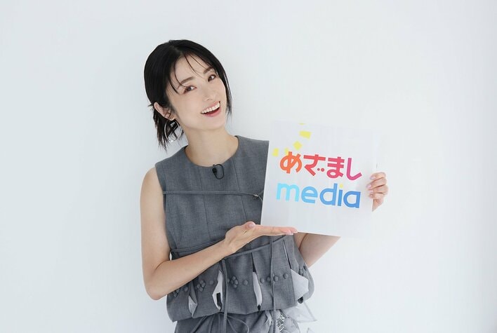 【写真21枚】上戸彩が選んだお気に入りカットを見る