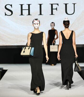 広島発のバッグブランド「SHIFU」、マレーシアの国際ファッションショーで日本の伝統織物「紙布」を発信。次なる舞台はサウジアラビアへ