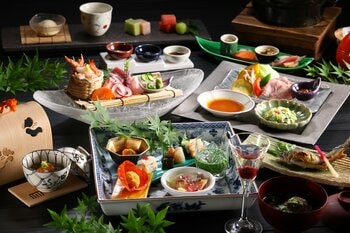 【奥湯河原温泉 海石榴つばき】涼風、渓谷を渡る　～2026年夏のお献立ご提供開始～