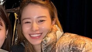 「顔面つよつよな2人」山本舞香 橋本環奈の誕生日パーティーにサプライズ登場！満面の笑みでピッタリと寄り添った様子に「最強すぎる」