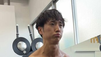 「人ってこんなに変われるの」コロチキ西野 筋トレ開始2年半で“別人レベル”の肉体披露！半年ごとの記録写真が物語る圧倒的サイズアップの様子に「本当に努力の賜物」