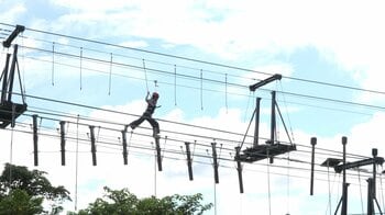 ジャングリア沖縄 体験取材！スリル満点の“谷底丸見え”吊り橋＆大自然へ飛び込む巨大ブランコに叫ばずにはいられない！