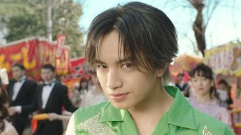 中島健人「僕が一番投げキッスの生産量が多い」新CMで投げキッス＆ウィンクで軽快な“ダンスコーン”を披露！