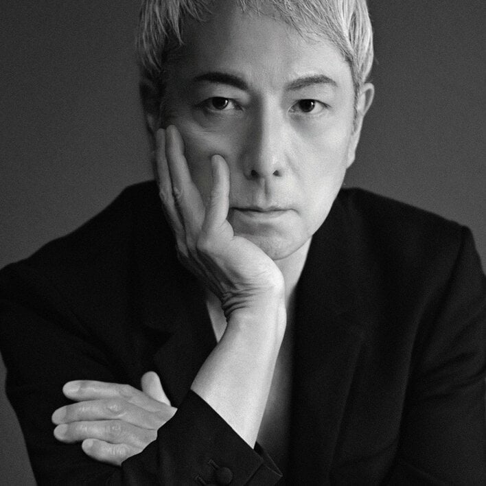 全国を熱狂させた佐野元春・デビュー45周年アニバーサリー・ツアー。そのファイナルが、12月7日、横浜BUNTAIでついに開催！