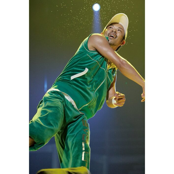 2児のパパ・EXILE MATSU 長男＆長女と自作のお揃いバースデーTシャツ着