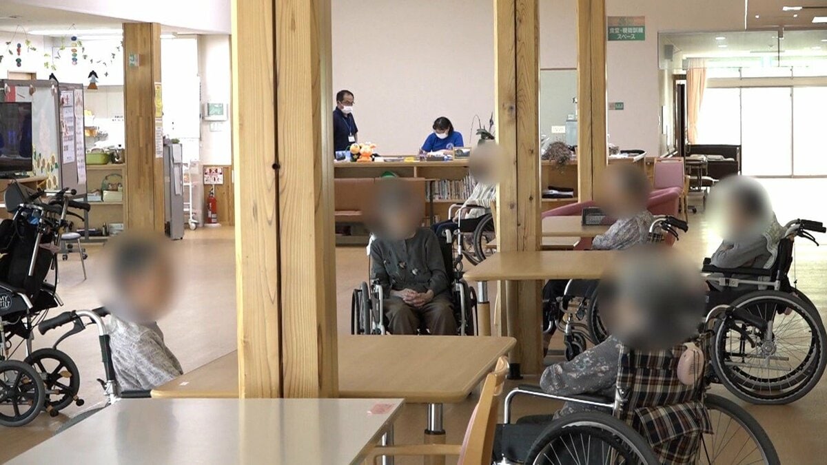 高齢者率 約7割『日本一高齢化が進む村』の現状「67歳で若手の部類