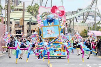 ユニバーサル・スタジオ・ジャパン ２５周年 “Discover U!!!”朝から夜まで２５周年をお祝いする“祭り”が止まらない！心躍る、超刺激的な１日がいよいよスタート！