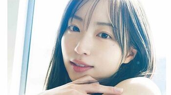 【先行カット公開】『めざましテレビ』お天気キャスター“ゆかちゃん”こと林佑香 1st写真集「MEMORY LANE:92614」8月26日発売