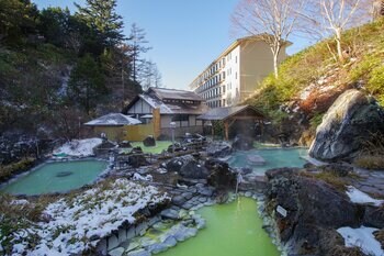 【万座高原ホテル】標高1,800ｍの「避粉地」天空の温泉が営業再開