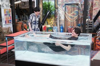 グッと魅力が詰まった丸山隆平は死海に浮かぶはずがない！？実験の結果は