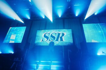 2.5次元アイドルグループ「いれいす」-hotoke-、豊洲PITで2度目のソロワンマン開催　“SSR水色天使”の世界観で会場を魅了