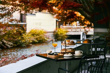 【京都The Shinmonzen】秋の優雅なひととき 栗と柿のアフタヌーンティー