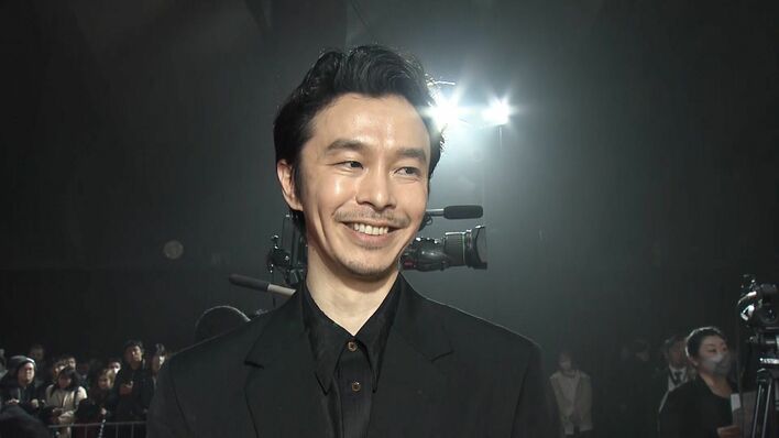 長谷川博己 初サーフィンは波乗り1回で断念「パドリングが下手で沖まで出るのに1時間かかった」