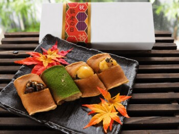 敬老の日に「いつもありがとう」を包む。栗・鳴門金時・抹茶、秋の“ごちそうあん巻き”4種を一箱に