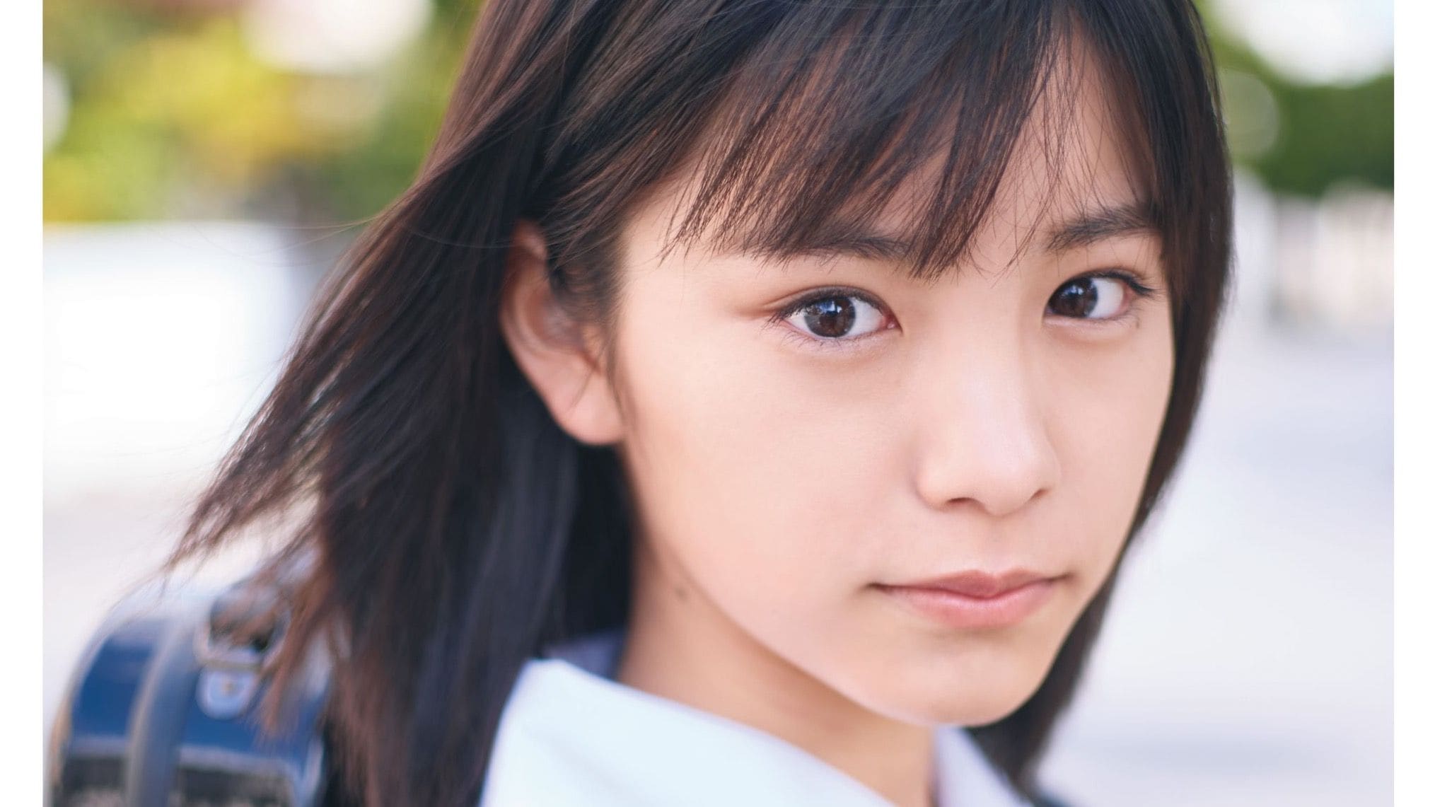 新カット解禁】當真あみ(18) 高2の冬に撮影 かまくらの中でニット帽姿