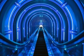 扉が開いた瞬間、星空に包まれる　～2026年4月1日、梅田スカイビル 空中庭園展望台にニュースポットが誕生～