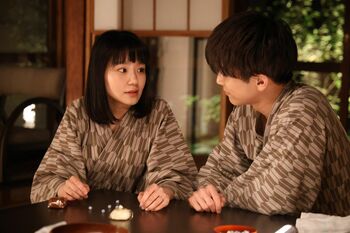 社員研修旅行でさらに心を通わせるみち（奈緒）と新名（岩田剛典）『あなたがしてくれなくても』第4話予告